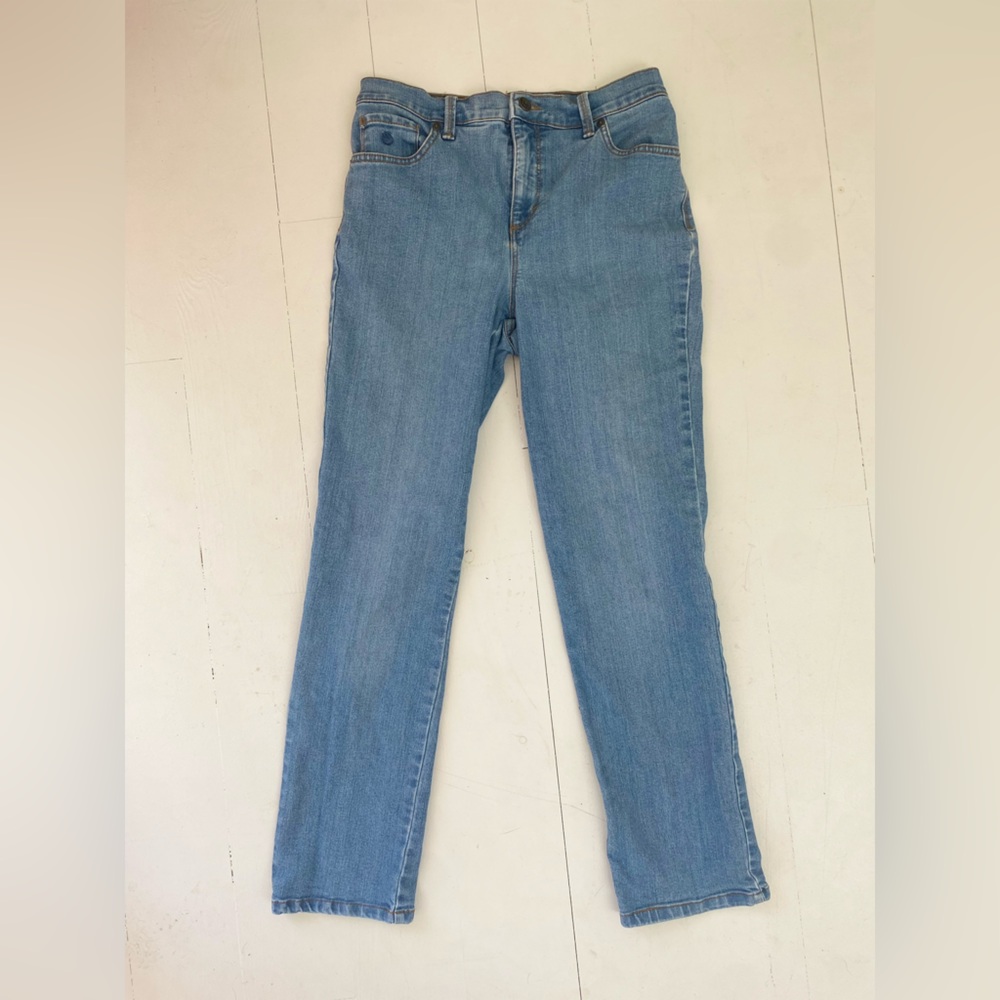 Women’s Blue Mom Jeans